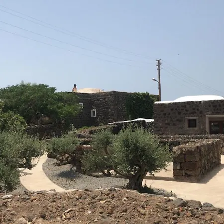 Lägenhet La Grotta Di Benikula' *