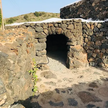 La Grotta Di Benikula' Lägenhet