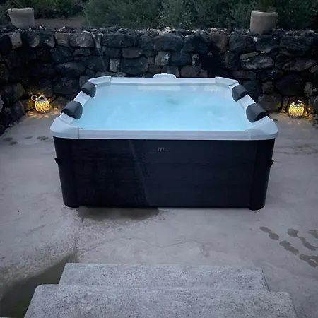 Apartmán La Grotta Di Benikula'